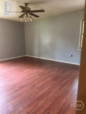 312 Nottingham Way, Hinesville, GA 31313