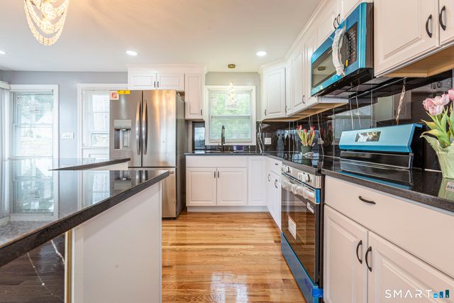 83 Olcott Street, Manchester, CT 06040