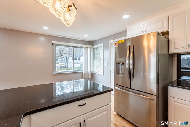 83 Olcott Street, Manchester, CT 06040