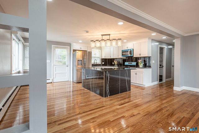 83 Olcott Street, Manchester, CT 06040