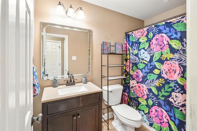 500 Meadow Lynn, Morrilton, AR 72110