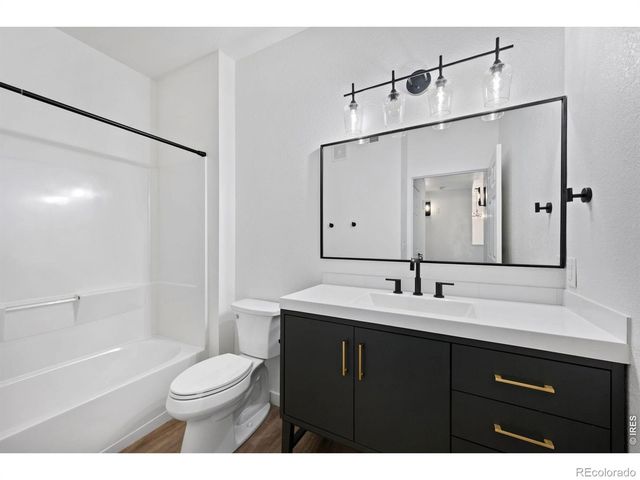 1907 Grays Peak Drive 101, Loveland, CO 80538