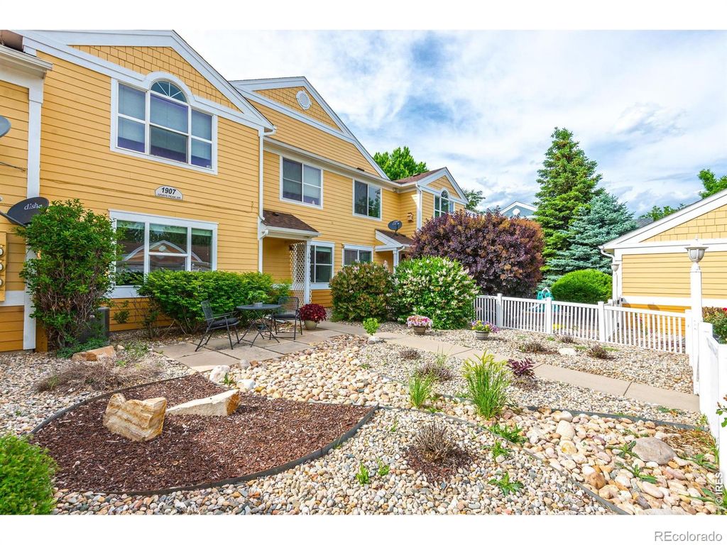 1907 Grays Peak Drive 101, Loveland, CO 80538
