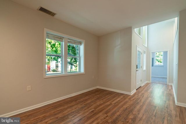 631 N ALFRED ST, Alexandria, VA 22314