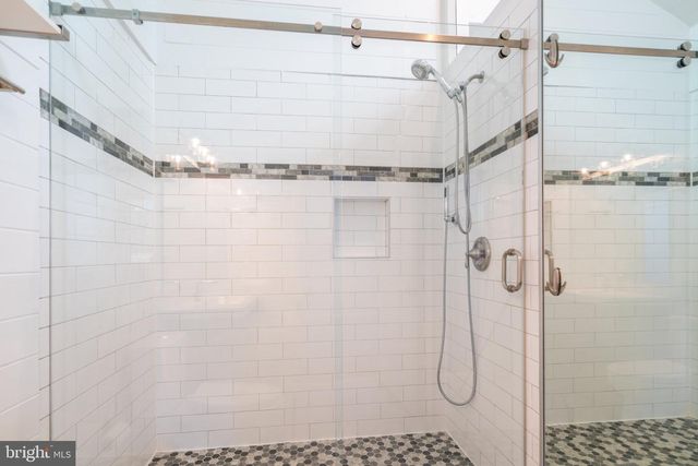 631 N ALFRED ST, Alexandria, VA 22314