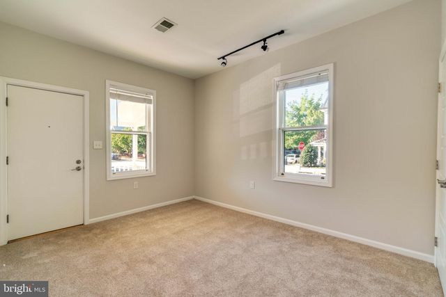 631 N ALFRED ST, Alexandria, VA 22314