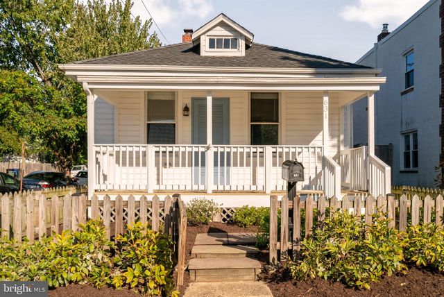 631 N ALFRED ST, Alexandria, VA 22314