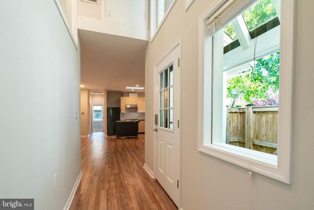 631 N ALFRED ST, Alexandria, VA 22314