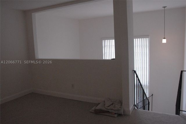 10907 N Kendall Dr 416, Miami, FL 33176