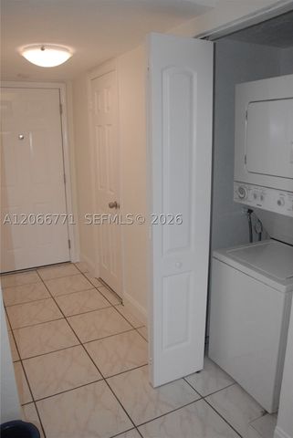 10907 N Kendall Dr 416, Miami, FL 33176