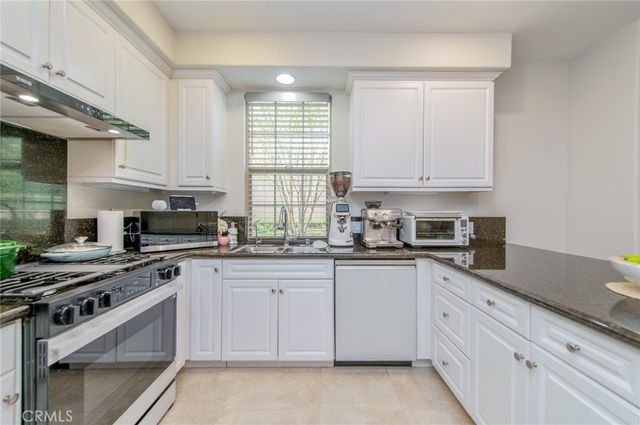 151 Silverado, Irvine, CA 92618