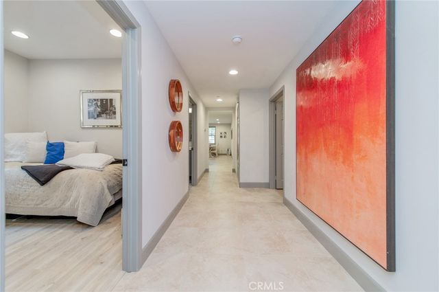 151 Silverado, Irvine, CA 92618