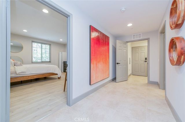 151 Silverado, Irvine, CA 92618