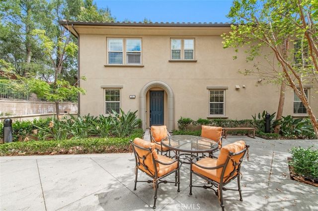 151 Silverado, Irvine, CA 92618