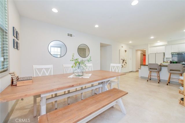 151 Silverado, Irvine, CA 92618