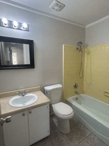 1447 Coe Dairy Rd, Dothan, AL 36301