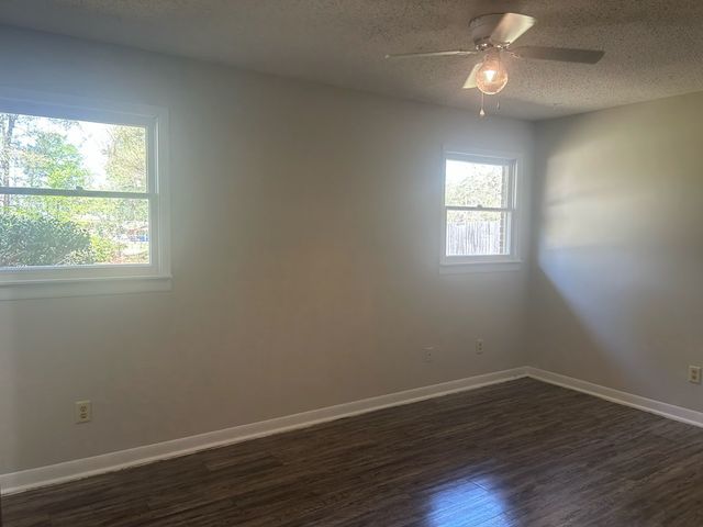 1447 Coe Dairy Rd, Dothan, AL 36301