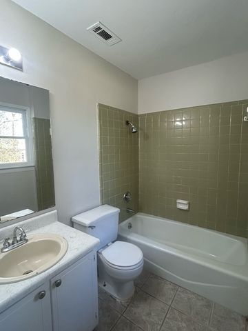 1447 Coe Dairy Rd, Dothan, AL 36301