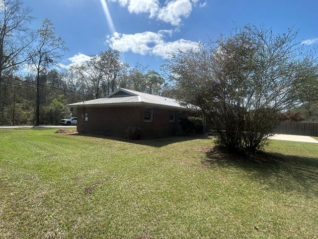 1447 Coe Dairy Rd, Dothan, AL 36301