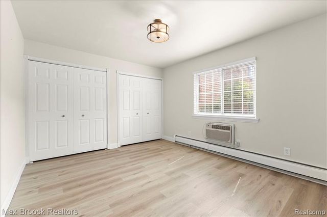 2425 Torquay Avenue 101, Royal Oak, MI 48073