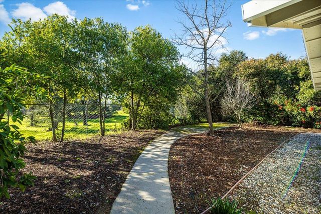 6318 David Ave, Loomis, CA 95650