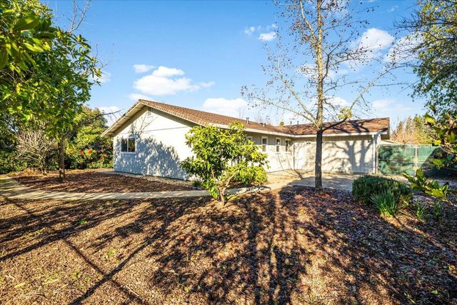 6318 David Ave, Loomis, CA 95650