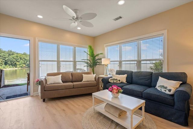 507 Ballard Lane, Santee, SC 29142