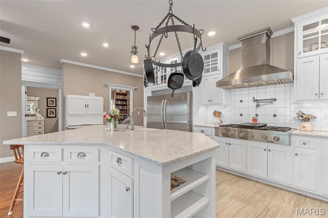 17305 Riverside Road, Crocker, MO 65452