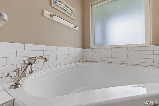 17305 Riverside Road, Crocker, MO 65452