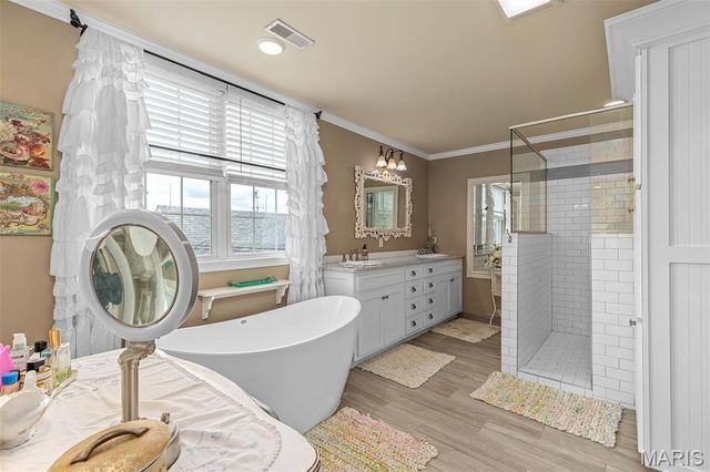 17305 Riverside Road, Crocker, MO 65452