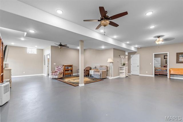 17305 Riverside Road, Crocker, MO 65452