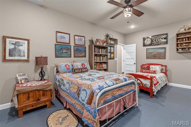 17305 Riverside Road, Crocker, MO 65452