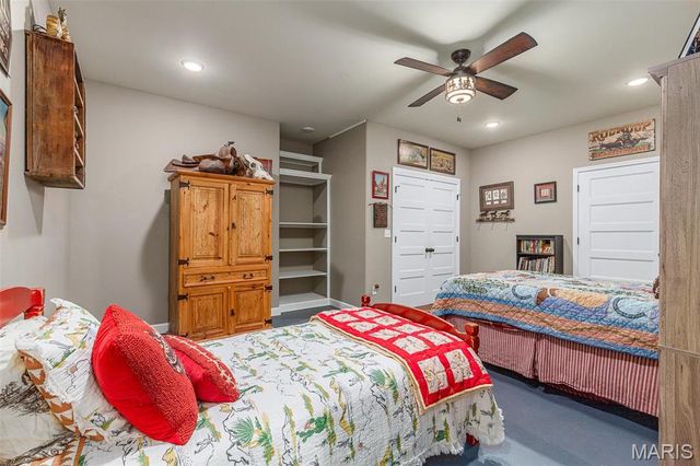 17305 Riverside Road, Crocker, MO 65452