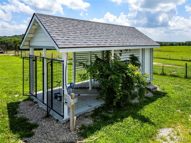 17305 Riverside Road, Crocker, MO 65452