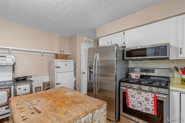 17305 Riverside Road, Crocker, MO 65452