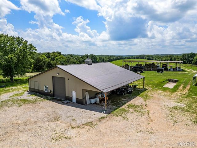 17305 Riverside Road, Crocker, MO 65452