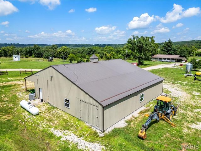 17305 Riverside Road, Crocker, MO 65452