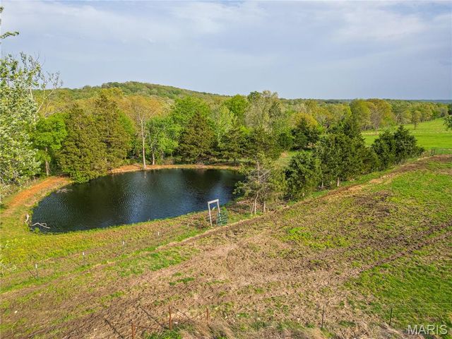 17305 Riverside Road, Crocker, MO 65452