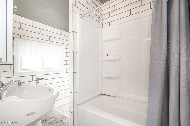 1353 E 117th Street, Cleveland, OH 44106