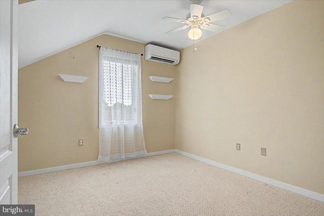 1 HIALEAH CT, Wilmington, DE 19808