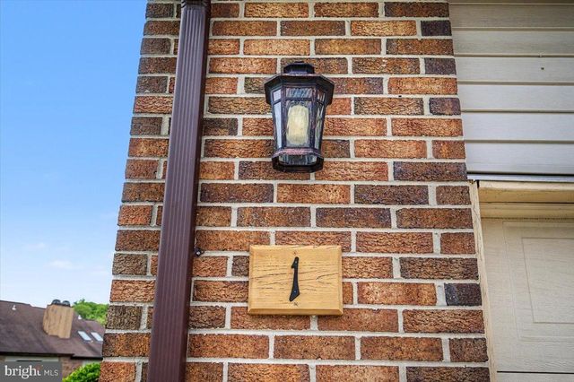 1 HIALEAH CT, Wilmington, DE 19808