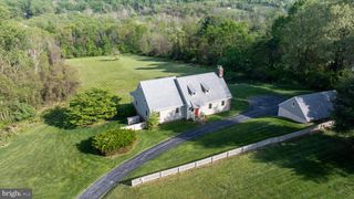 1420 STREET RD, Chester Springs, PA 19425