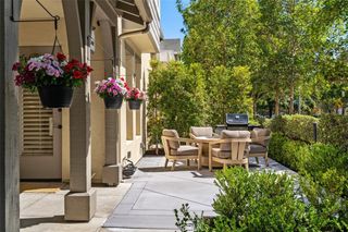 1 Red Leaf Lane, Ladera Ranch, CA 92694