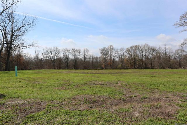 120 Dutch Manor Dr, Baton Rouge, LA 70810