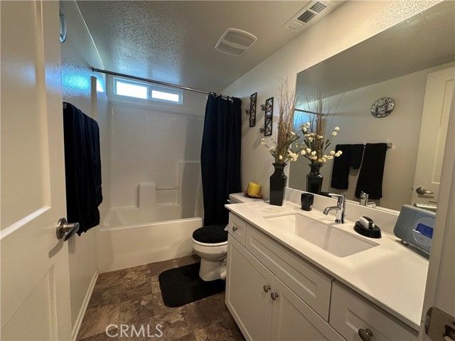 17612 Garden House Lane, Bellflower, CA 90706