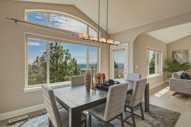 2393 NW Wyeth Place, Bend, OR 97703