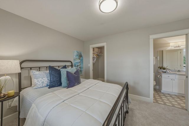 2393 NW Wyeth Place, Bend, OR 97703