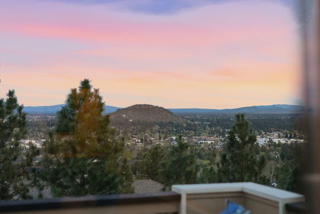 2393 NW Wyeth Place, Bend, OR 97703