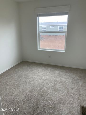 215 W VENICE Way, Paulden, AZ 86334