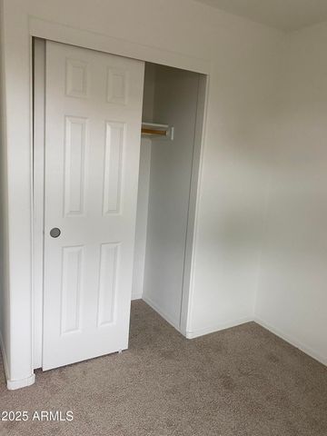 215 W VENICE Way, Paulden, AZ 86334